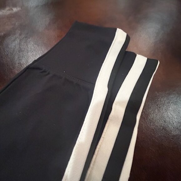 NWOT Athleta High Waisted Metro Track Jogger Pants - Picture 5 of 13